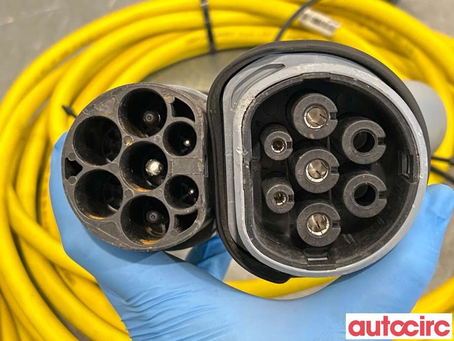 Batterilader kabel til VW e-Golf 2014-2017 (Fase 1)  (VOLKSWAGEN|12E971675AB|)