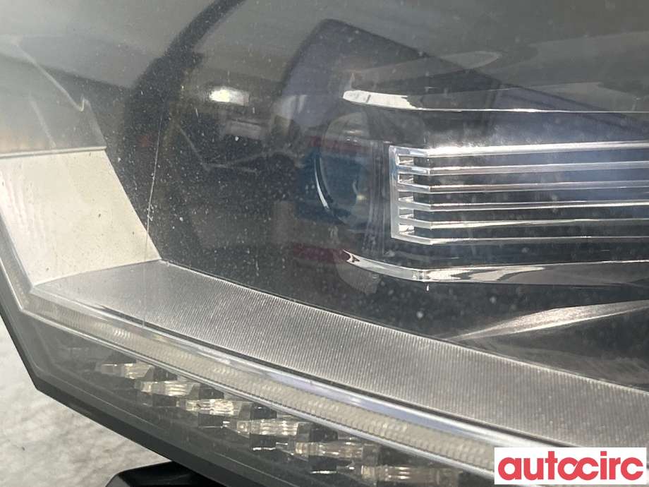 Frontlykt venstre halogen til VW Passat 2015-2019 (Fase 1) (B8) (B8) (VOLKSWAGEN|3G1941113A|3G1941081C)