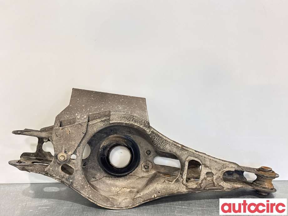 Bærebru høyre bak til Suzuki Across, 2020-->> (SUZUKI|T4873-04206)