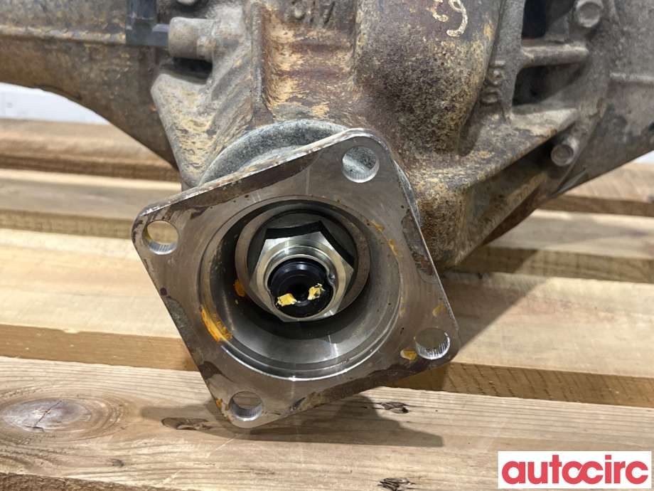 Bakaksel til Isuzu D-Max 2021-->> (Type III)  (ISUZU|NO NUMBER|)