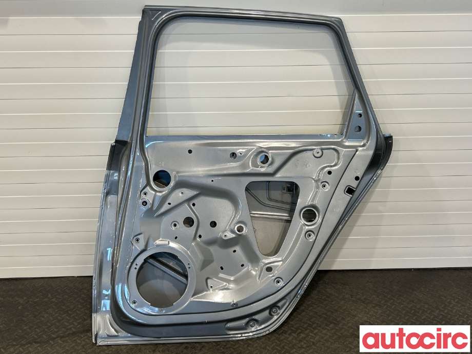 Dør høyre bak til Audi A4 2007-2014 (Type IV) (B8) (B8) (AUDI|8K9833052D)