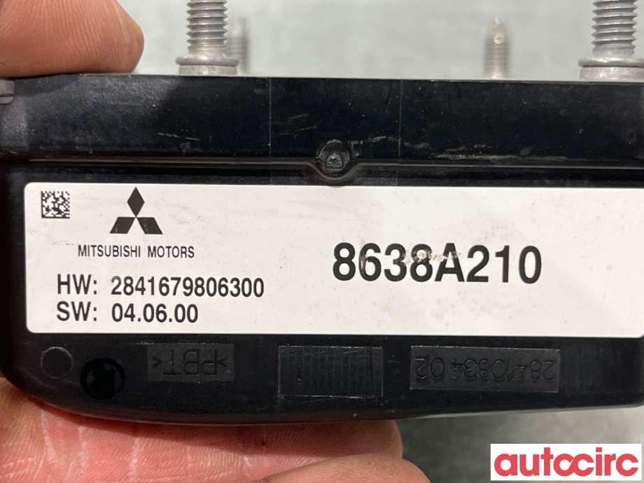 Sensor radar til Mitsubishi Outlander 2015-->> (Type III, Fase 2)  (MITSUBISHI|8638A210|0697-12-2496)