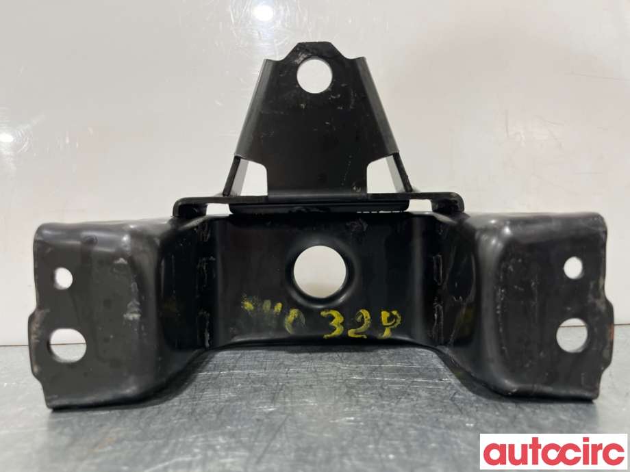 Motorfeste til Mitsubishi Outlander 2015-->> (Type III, Fase 2)  (MITSUBISHI|1091A336|)