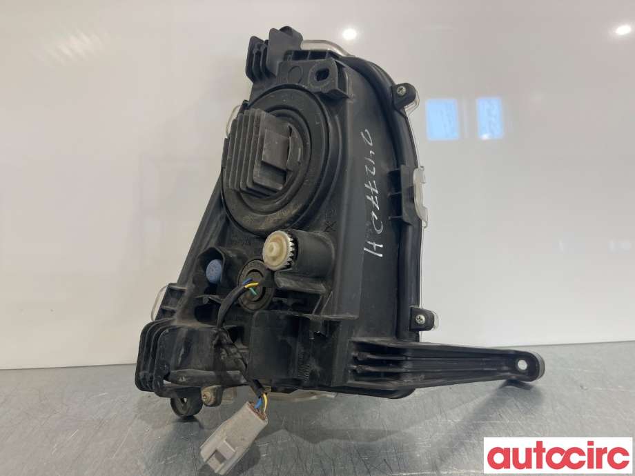 Tåkelykt høyre foran til Toyota Prius 2016-2023 (Type IV) (combi) (combi) (TOYOTA|8122047020)