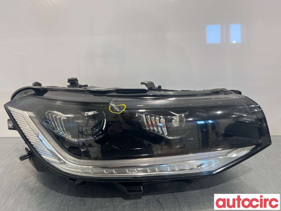 Frontlykt høyre halogen til VW T-Cross, 2019-->>  (VOLKSWAGEN|2GM941774B)