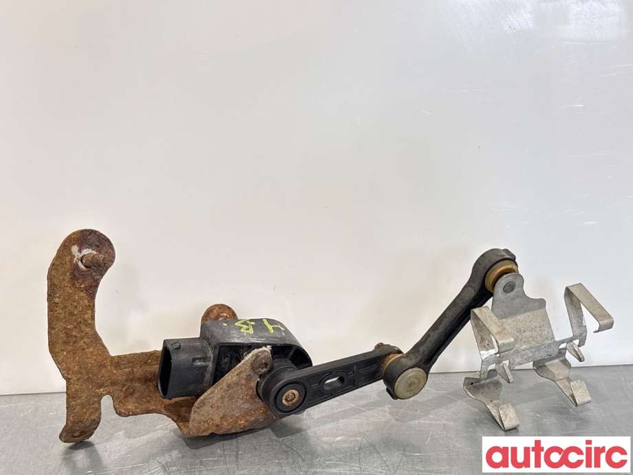 Sensor nivå til Mercedes C-Klasse 2014-2018 (Fase 1) (W205) (W205) (MERCEDES|A2139052002||A0009053704)