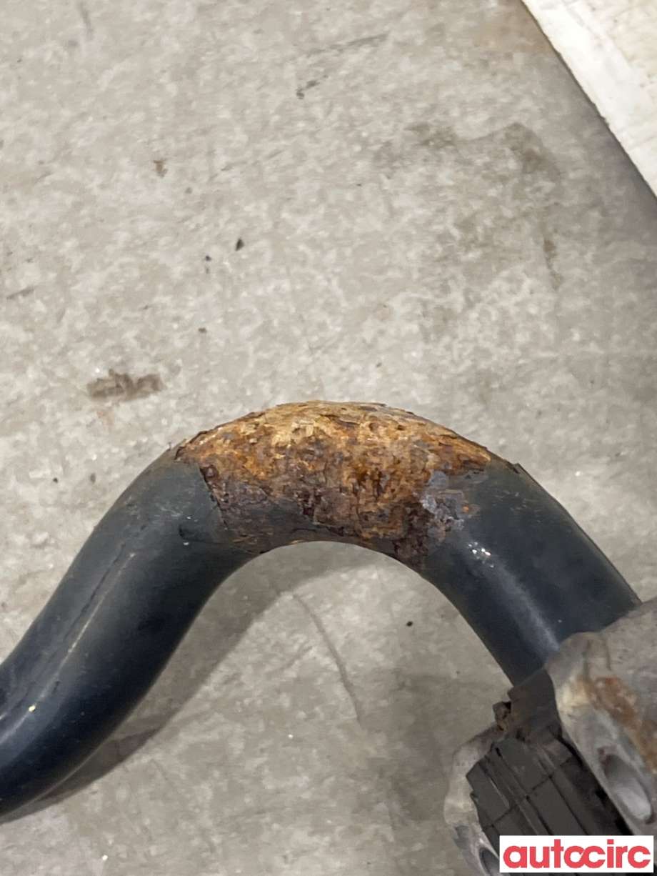 Stabilisatorstag bak til Audi Q5 2012-2017 (Type I, Fase 2)  (AUDI|8R0511305Q|)