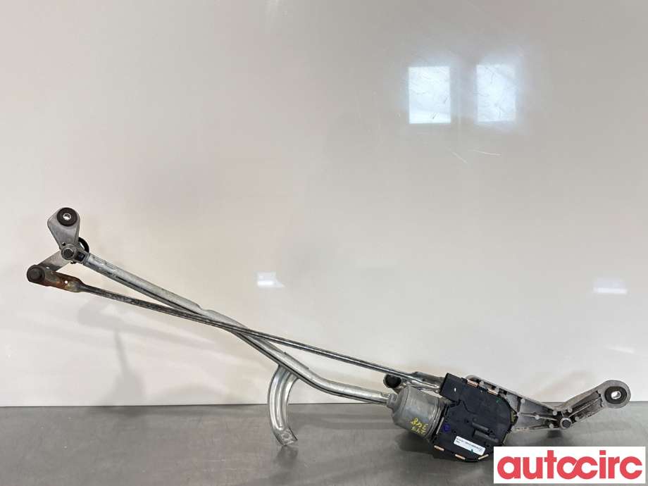 Viskermotor frontrute til Mercedes C-Klasse, 2014-2018 (Fase 1) (W205) (W205) (MERCEDES|A2058208102)