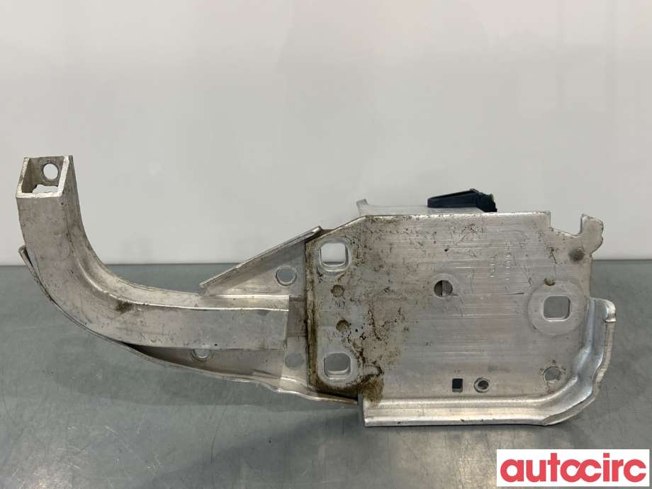 Diverse deler til Audi A6 2011-2014 (Type IV, Fase 1) (C7) (C7) (AUDI|4G0807134F|)