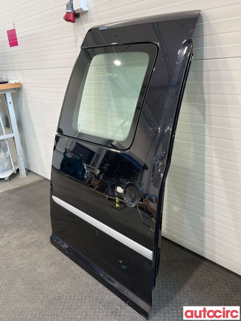 Dør høyre skyvedør til VW Caddy 2015-2020 (Type III, Fase 3)  (VOLKSWAGEN|2K3843108C)