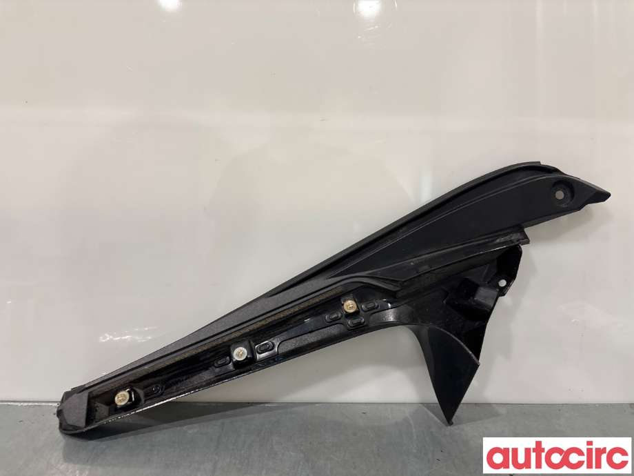 Spoiler bakluke til Suzuki Across 2020-->>  (SUZUKI|T7608-74205|)