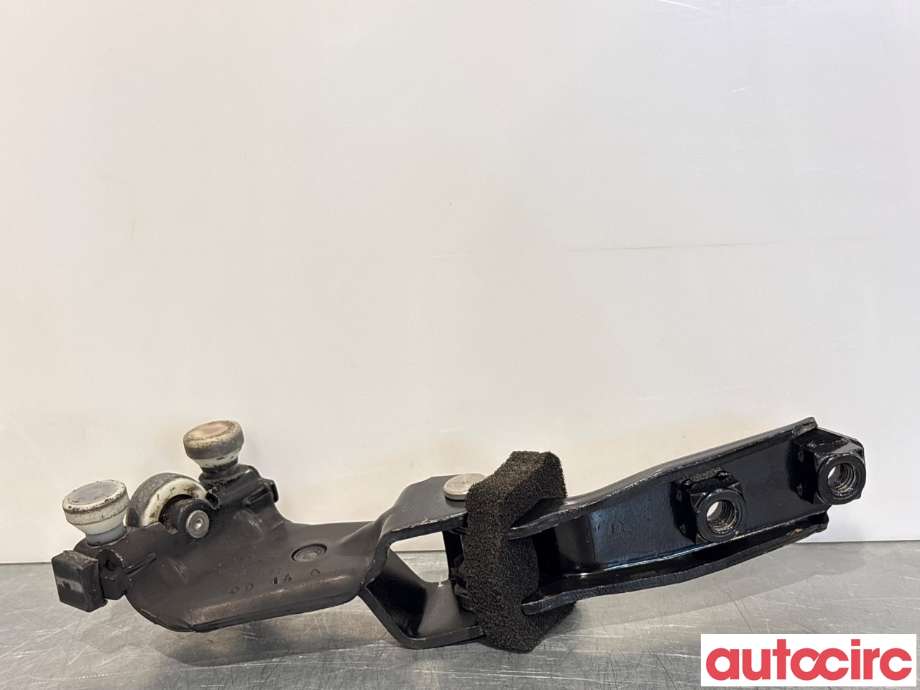 Diverse deler til VW Caddy 2010-2015 (Type III, Fase 2)  (VOLKSWAGEN|2K0843336A|)