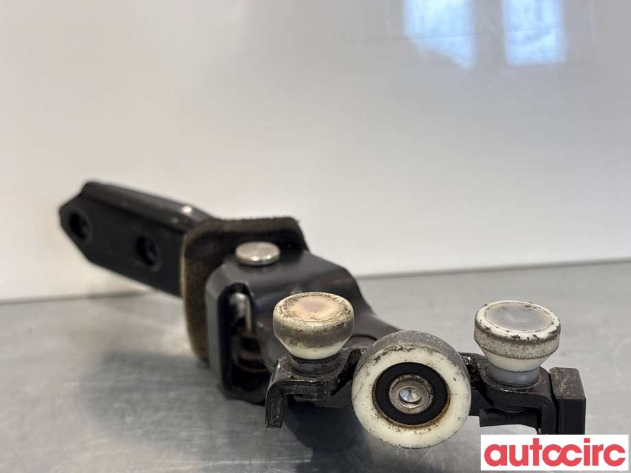 Diverse deler til VW Caddy 2010-2015 (Type III, Fase 2)  (VOLKSWAGEN|2K0843336A|)