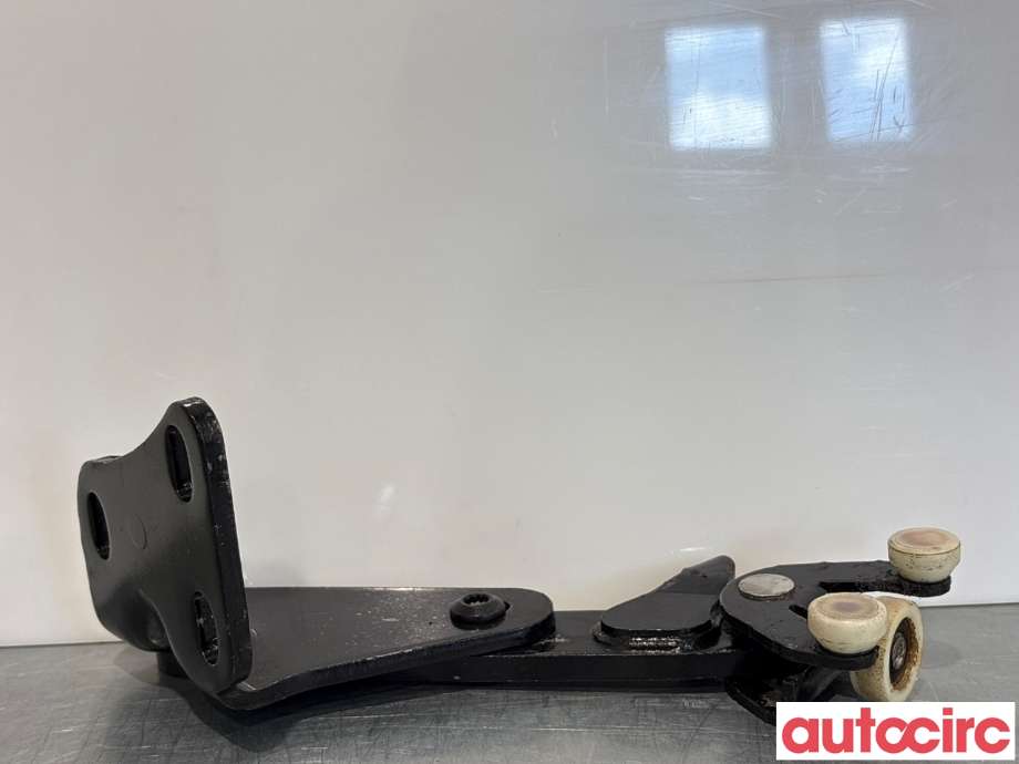 Diverse deler til VW Caddy 2010-2015 (Type III, Fase 2) (VOLKSWAGEN|2K0843398B|)