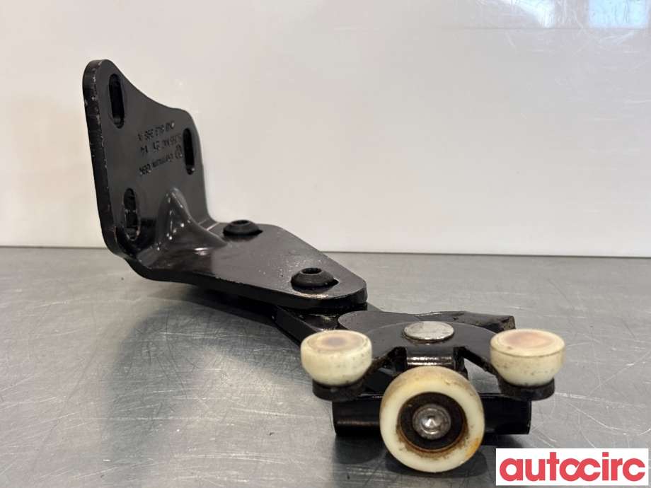 Diverse deler til VW Caddy 2010-2015 (Type III, Fase 2) (VOLKSWAGEN|2K0843398B|)