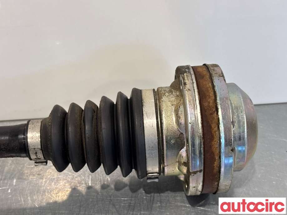 Drivaksel venstre foran til VW Caddy 2010-2015 (Type III, Fase 2) (VOLKSWAGEN|3AA407451X||3AA407271)