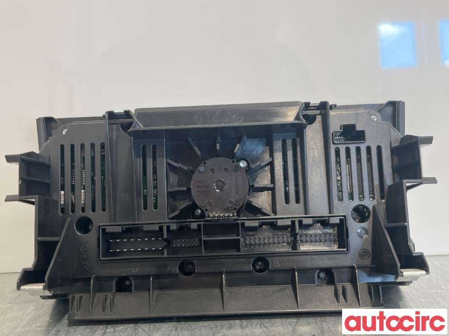 Varmeapparat betjening til Audi A3 2009-2012 (Type II, Fase 2) (AUDI|8P0820043BN)