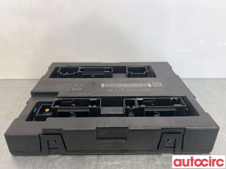 Styreenhet comfort (BCM) til Audi A4 2007-2014 (Type IV) (B8) (B8) (AUDI|8K0907064JJ|8K0907064JD)