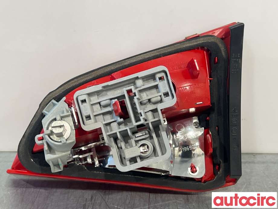 Baklykt venstre indre til Audi A4 2007-2014 (Type IV) (B8) (B8) (AUDI|8K9945093|)