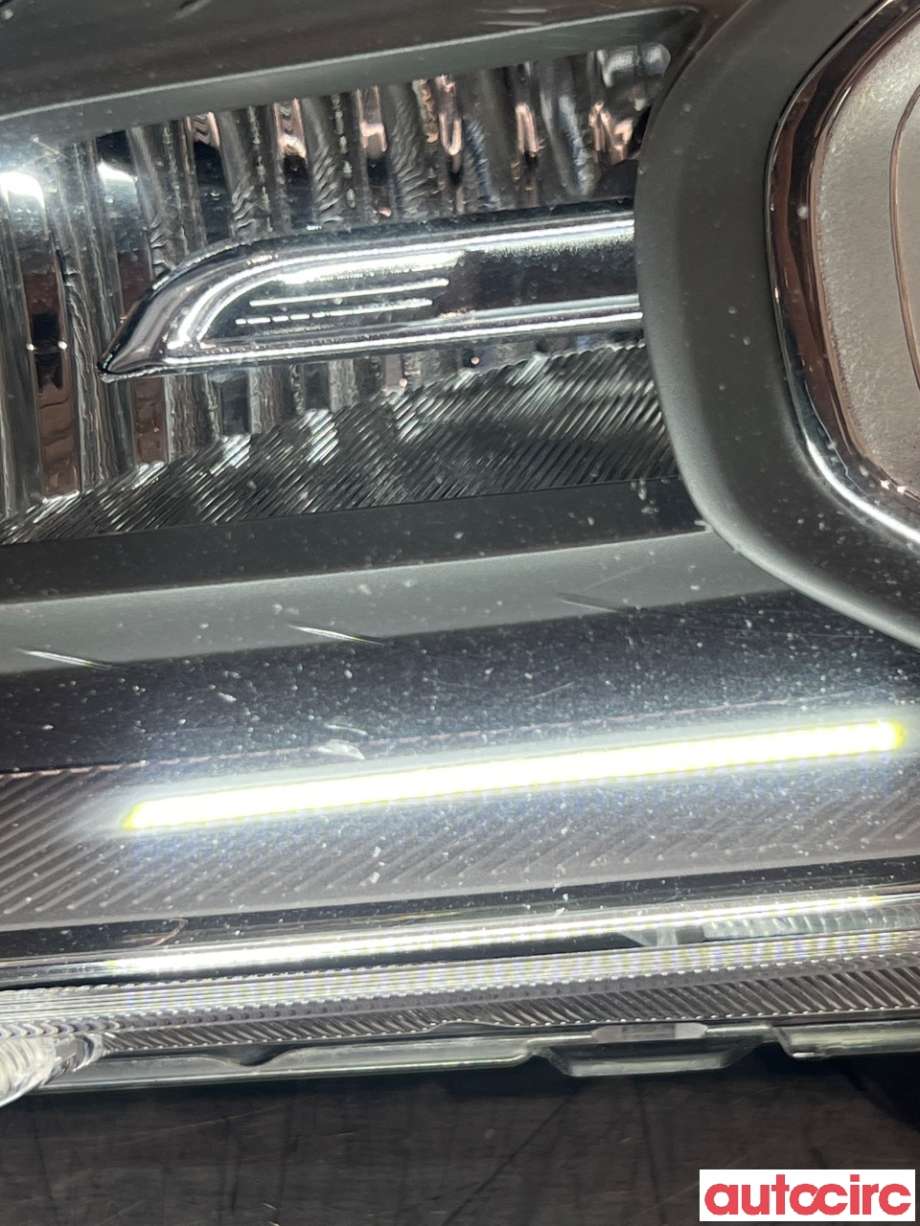 Frontlykt venstre halogen til Hyundai Kona 2017-2021 (Type I, Fase 1)  (HYUNDAI|92101J9150|)
