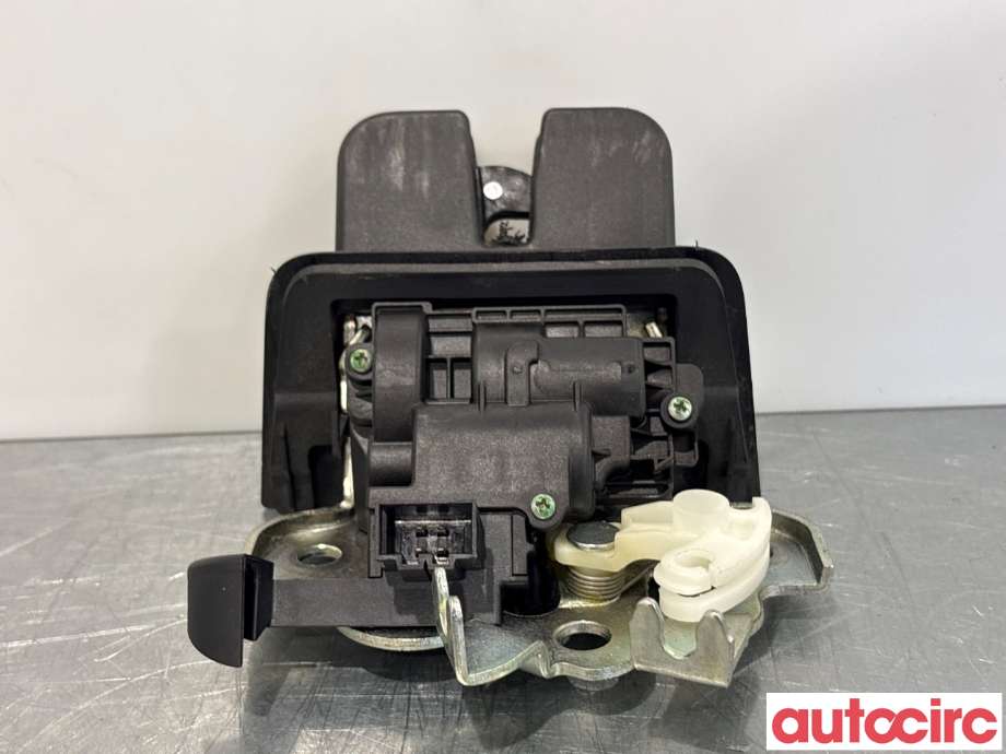Baklukelås til Audi A6, Allroad 2012-2014 (Type III, Fase 1) (C7) (C7) (AUDI|8K9827505A||8R0827505A)
