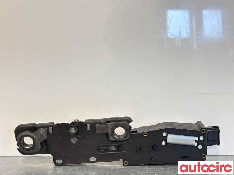 Sentrallås bakluke til Audi A6, Allroad 2012-2014 (Type III, Fase 1) (C7) (C7) (AUDI|NO NUMBER||4F9827383)