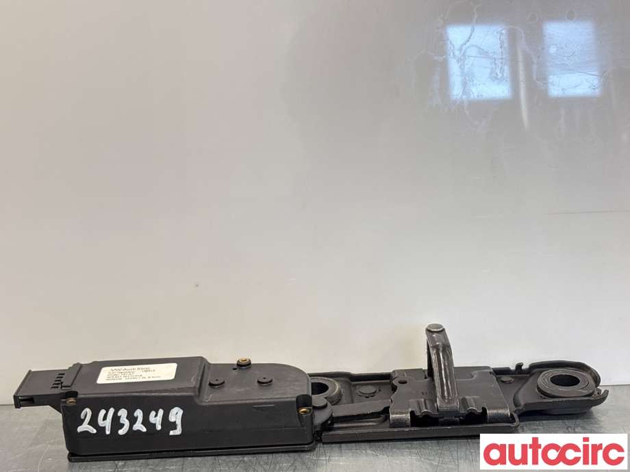 Sentrallås bakluke til Audi A6, Allroad 2012-2014 (Type III, Fase 1) (C7) (C7) (AUDI|NO NUMBER||4F9827383)