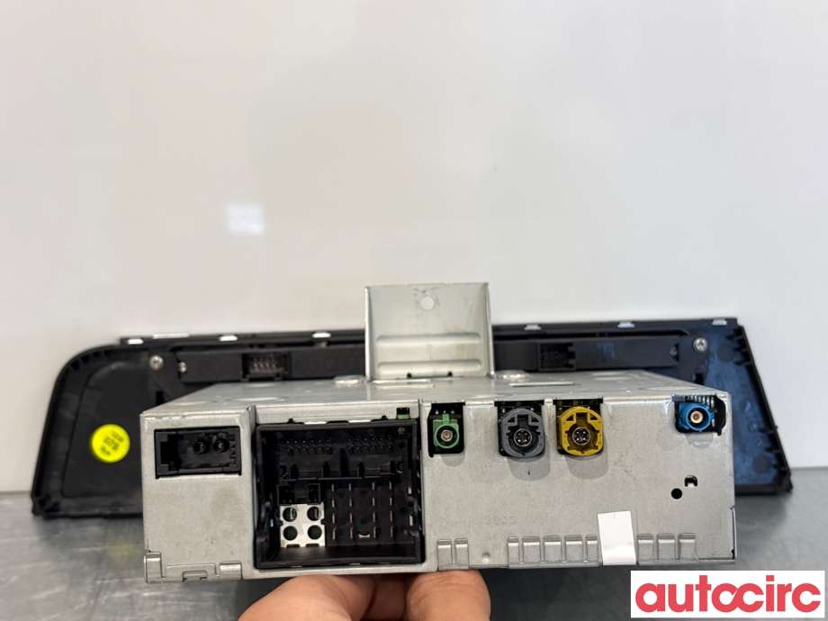 Bilstereo navigasjon til Audi A6, Allroad 2012-2014 (Type III, Fase 1) (C7) (C7) (AUDI|4G0035666F|)