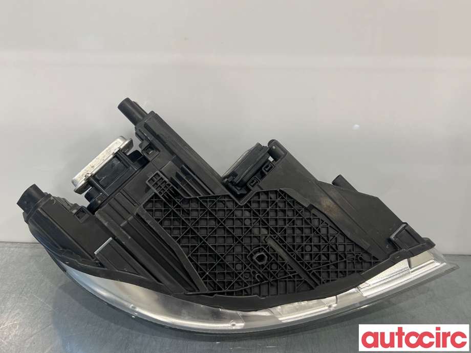 Frontlykt venstre xenon til Škoda Octavia 2009-2013 (Type II, Fase 2)  (SKODA|1Z1941017T||1Z1941015G)