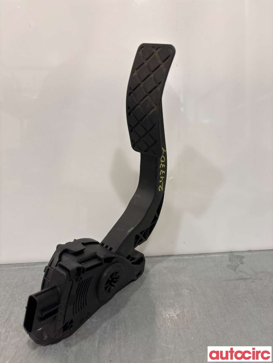 Pedal gass til Audi A6, 2011-2014 (Type IV, Fase 1) (C7) (C7) (AUDI|8K1723523A)