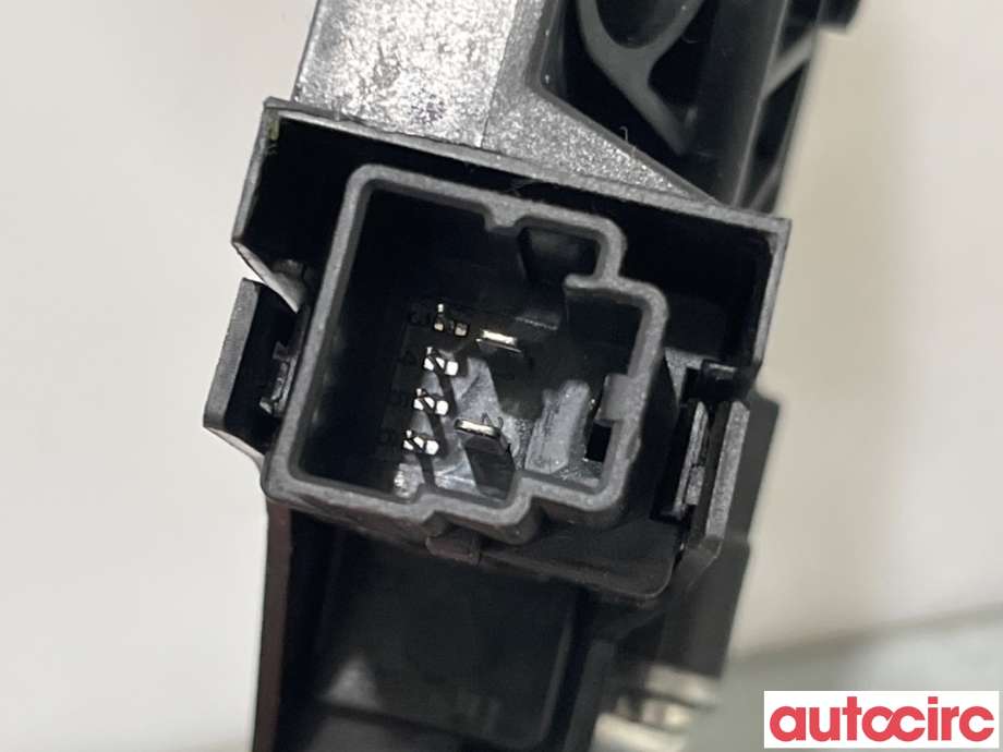 Ruteheis venstre foran til Volvo XC70 2008-2013 (Type II, Fase 1)  (VOLVO|30699645|970713-101|)