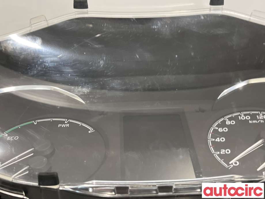 Instrumentpanel til Toyota Yaris 2014-2020 (Type III, Fase 2)  (TOYOTA|83800F5440)