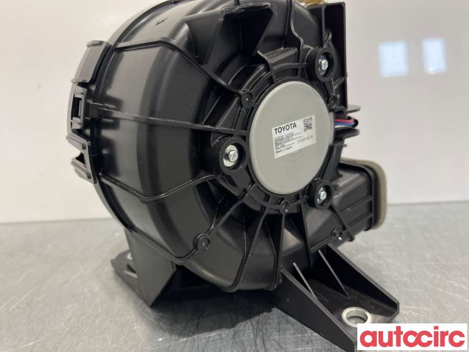 Kjølevifte til Toyota Yaris 2014-2020 (Type III, Fase 2) (TOYOTA|G923052040)