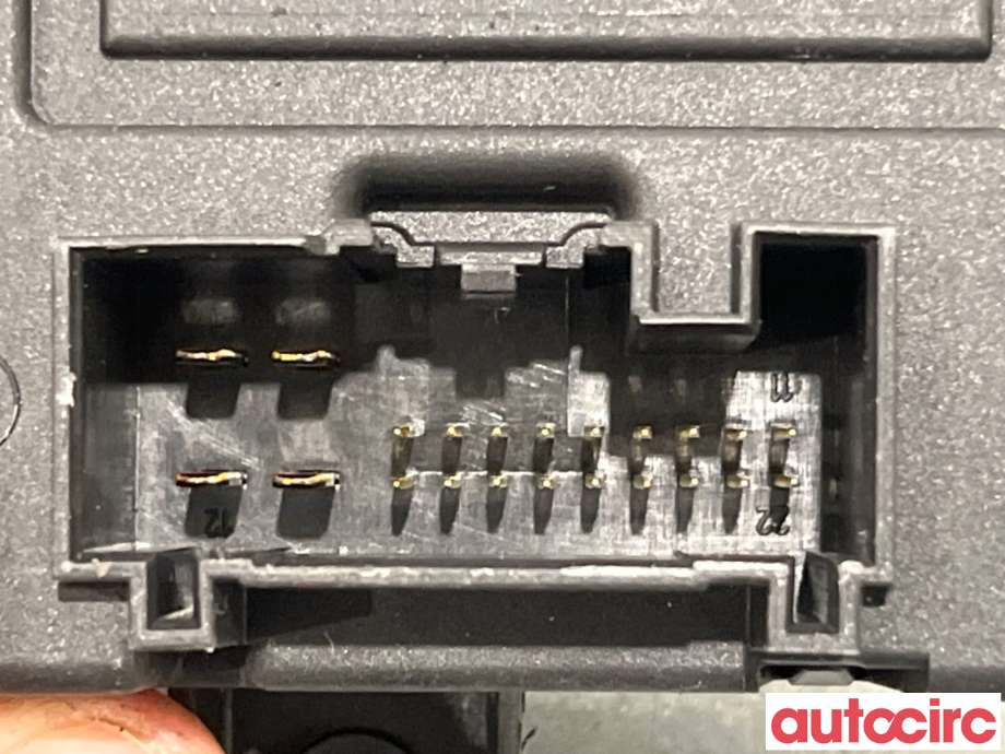 Styreenhet dør venstre foran til Volvo XC70 2008-2013 (Type II, Fase 1)  (VOLVO|31318368|1002300001|9G9T14B534CC)