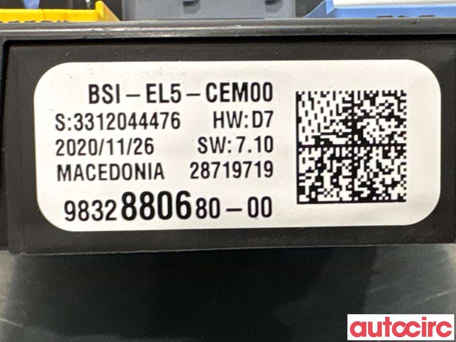 Sikringsboks til Toyota Proace 2016-->> (Type II)  (TOYOTA|SU001B2672||9832880680)