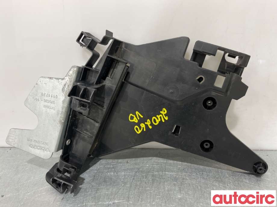 Diverse deler til Volvo XC70 2008-2013 (Type II, Fase 1) (VOLVO|31253941|)