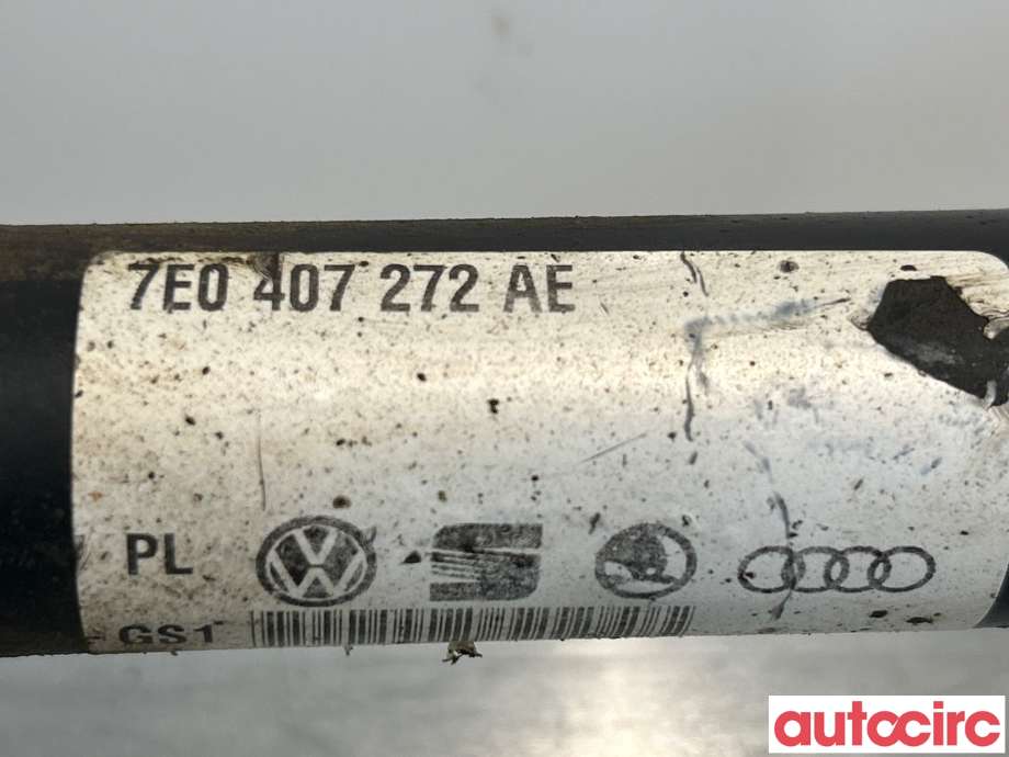 Drivaksel høyre foran til VW Transporter / Caravelle 2009-2015 (Fase 2) (T5) (T5) (VOLKSWAGEN|7E0407272AE|)