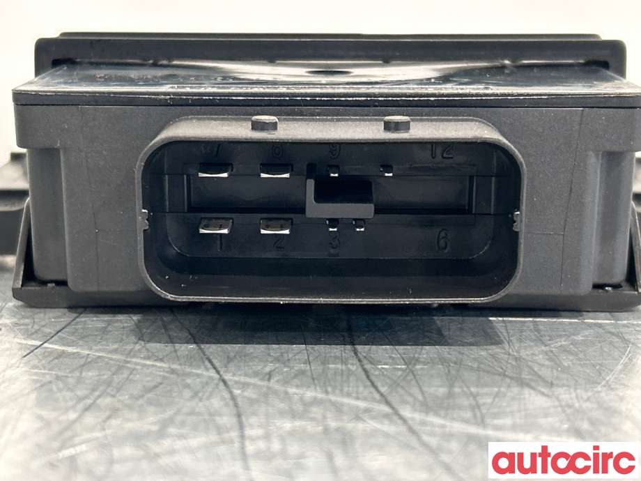 Styreenhet diverse til VW Transporter / Caravelle 2009-2015 (Fase 2) (T5) (T5) (VOLKSWAGEN|3AA919041A|0332860124)