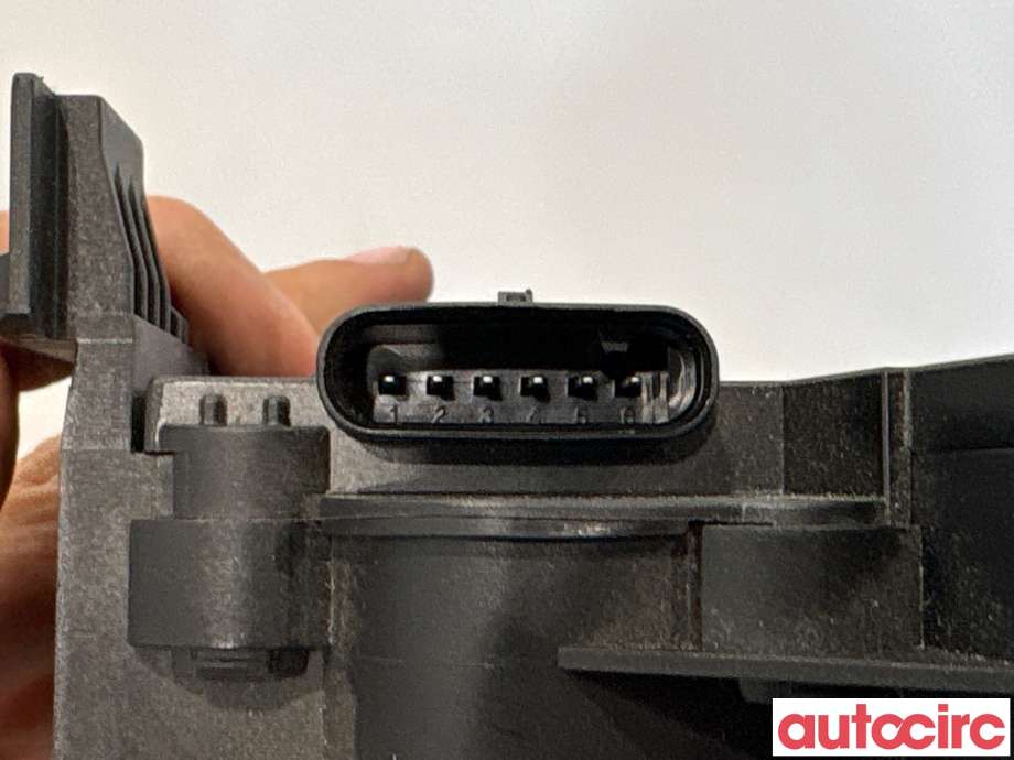 Pedal gass til Mercedes A-Klasse 2012-2018 (W176) (W176) (MERCEDES|A2463001404||A2463001604)
