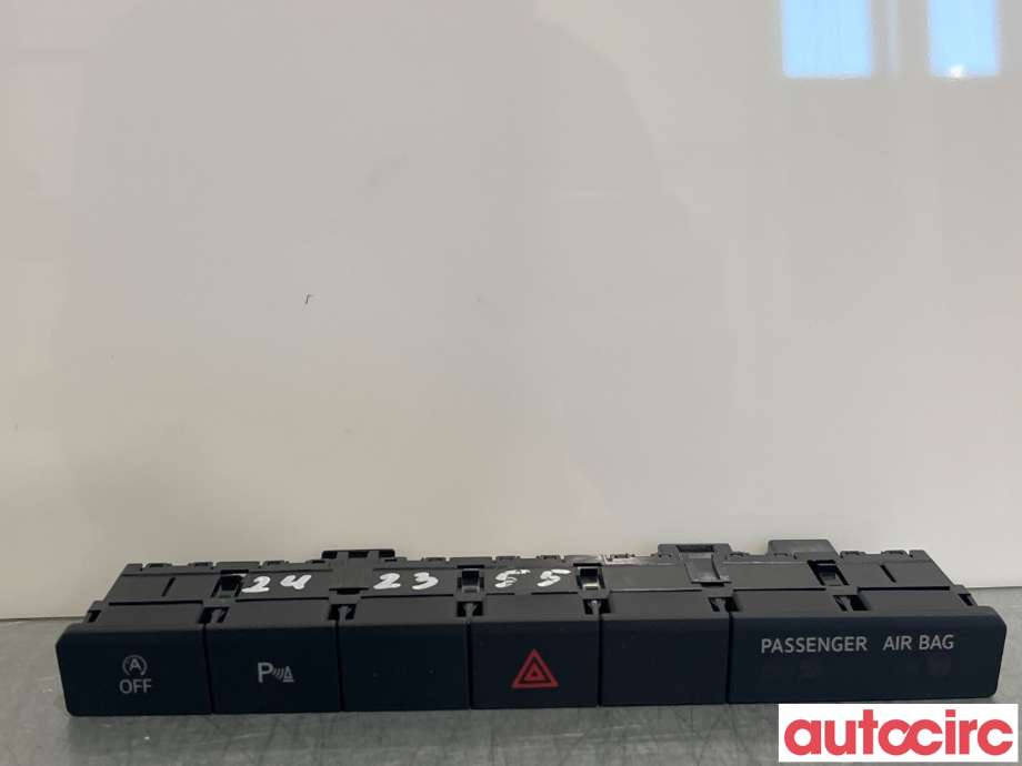 Bryter nødblink til VW T-Cross, 2019-->>  (VOLKSWAGEN|2GM927132M)