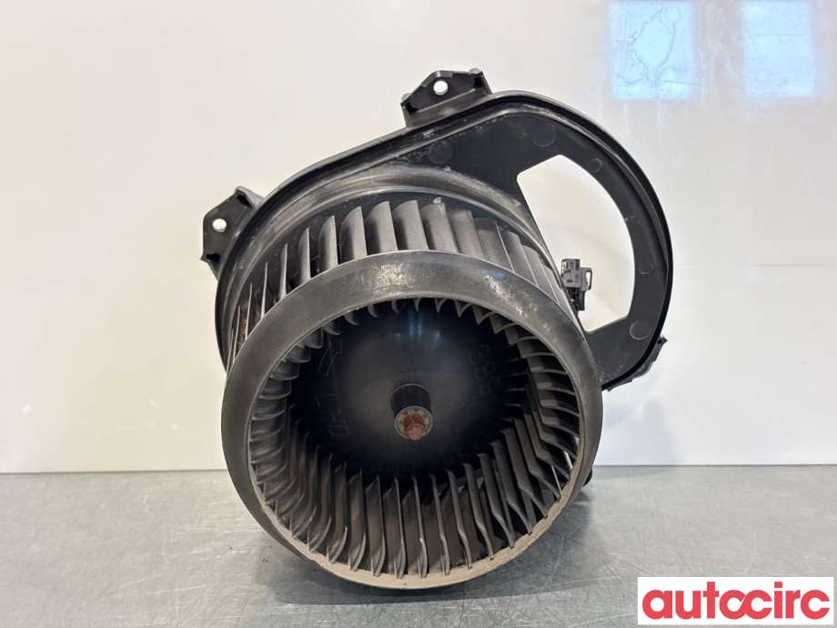 Varmeapparat motor til Mercedes A-Klasse, 2012-2018 (W176) (W176) (MERCEDES|A2469064200)