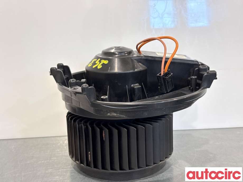Varmeapparat motor til Mercedes A-Klasse 2012-2018 (W176) (W176) (MERCEDES|A2469064200|CZ116360-0754|A2469061601)