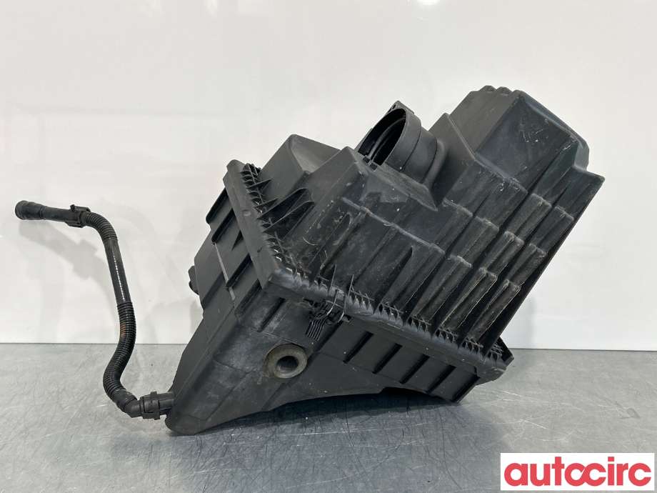Luftfilterboks til VW Transporter / Caravelle 2009-2015 (Fase 2) (T5) (T5) (VOLKSWAGEN|7E0129607|)
