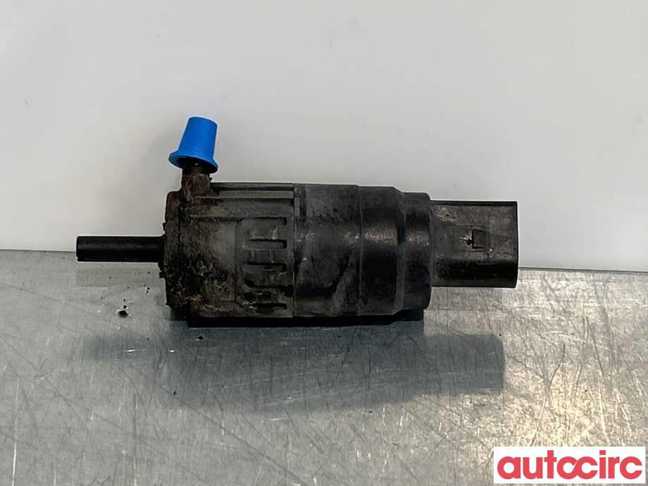 Spylerpumpe foran til VW Transporter / Caravelle 2009-2015 (Fase 2) (T5) (T5) (VOLKSWAGEN|1K5955651|900111257)