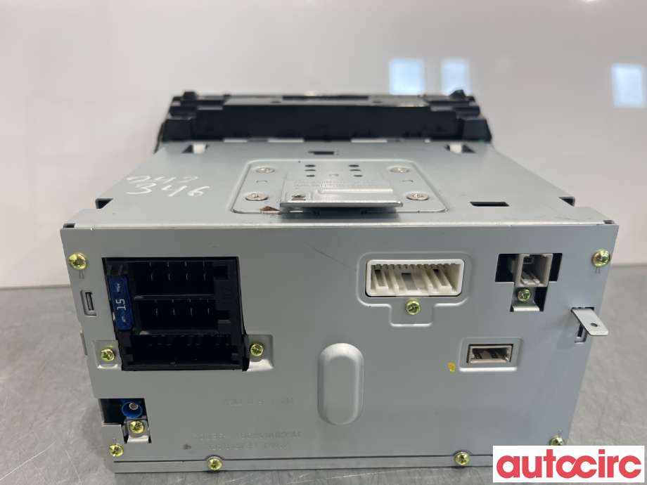 Bilstereo til Hyundai Ix35 2010-2015 (HYUNDAI||965602Y500TAN)