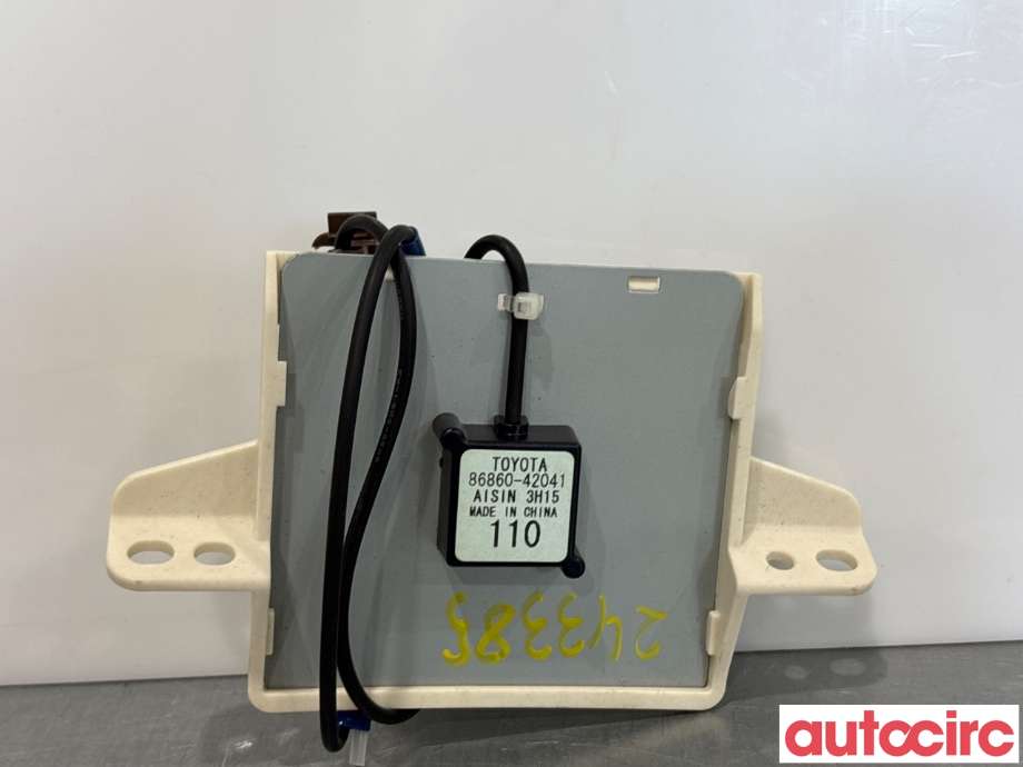 Antenne navigasjon til Toyota RAV4, 2013-2015 (Type IV, Fase 1)  (TOYOTA|8686042041)