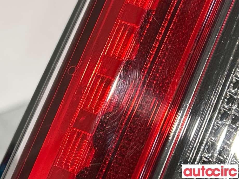 Baklykt høyre indre til Suzuki Across 2020-->> (SUZUKI|T8158-14215-100||81580-42151)