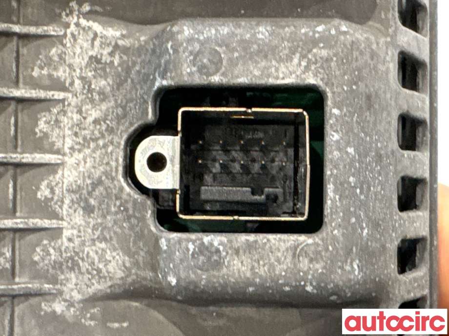 Multimedia display (MCU - Media Controller Unit) til Mercedes E-Klasse 2009-2013 (Fase 1) (W212) (W212) (MERCEDES|A2129009022|A2C53353129|A2129005000)