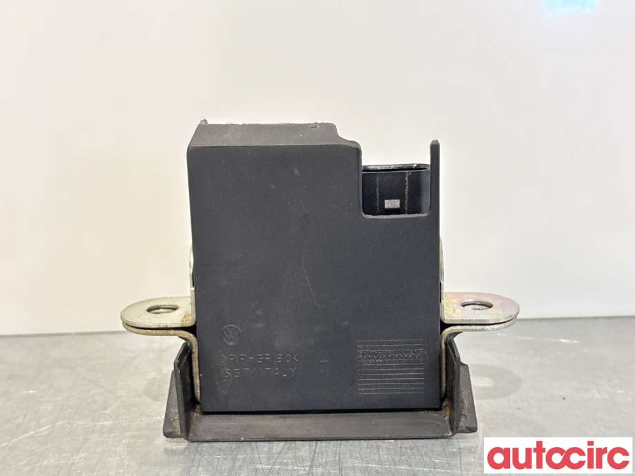 Baklukelås til VW Golf VI 2008-2012 (VOLKSWAGEN|5M0827505E||5M0827505H)