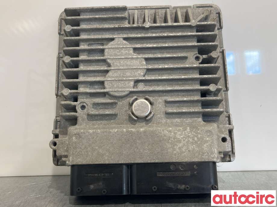 Styreenhet motor til VW Golf VI 2008-2012 (VOLKSWAGEN|03L997557T|03L906023MM)